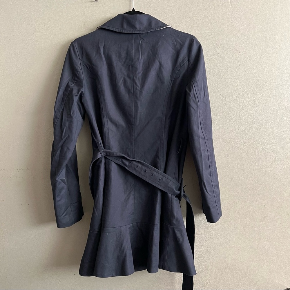 KATE SPADE Navy Blue Belted Trench Coat Ruffled Flair Bottom Preppy Classic XS - Picture 2 of 5